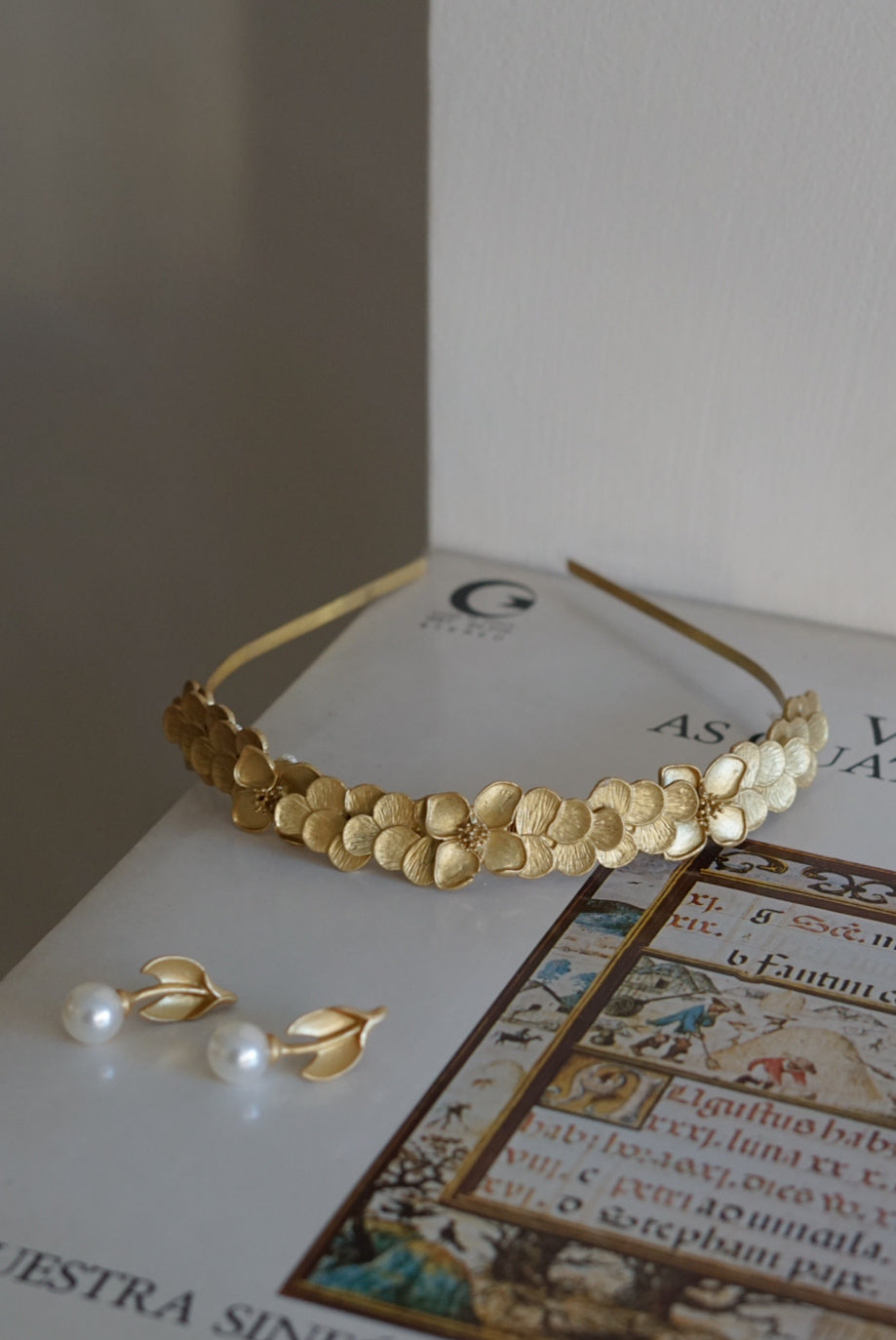 Pendientes Hine Dorados