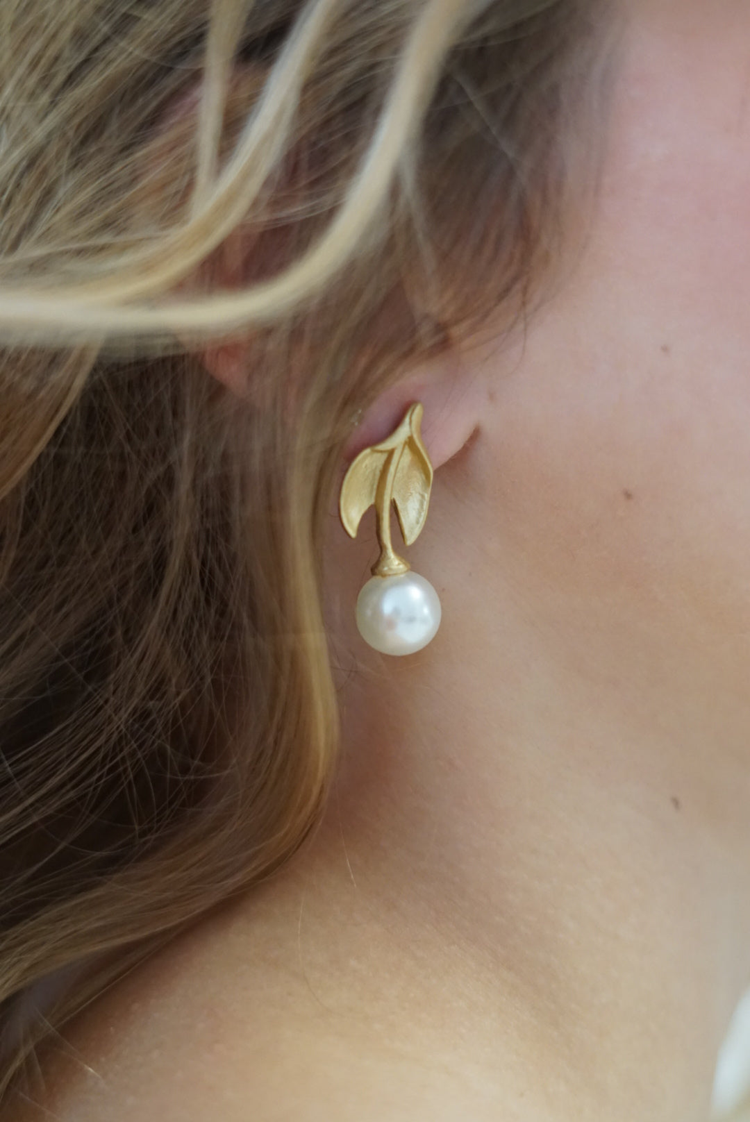 Pendientes Hine Dorados