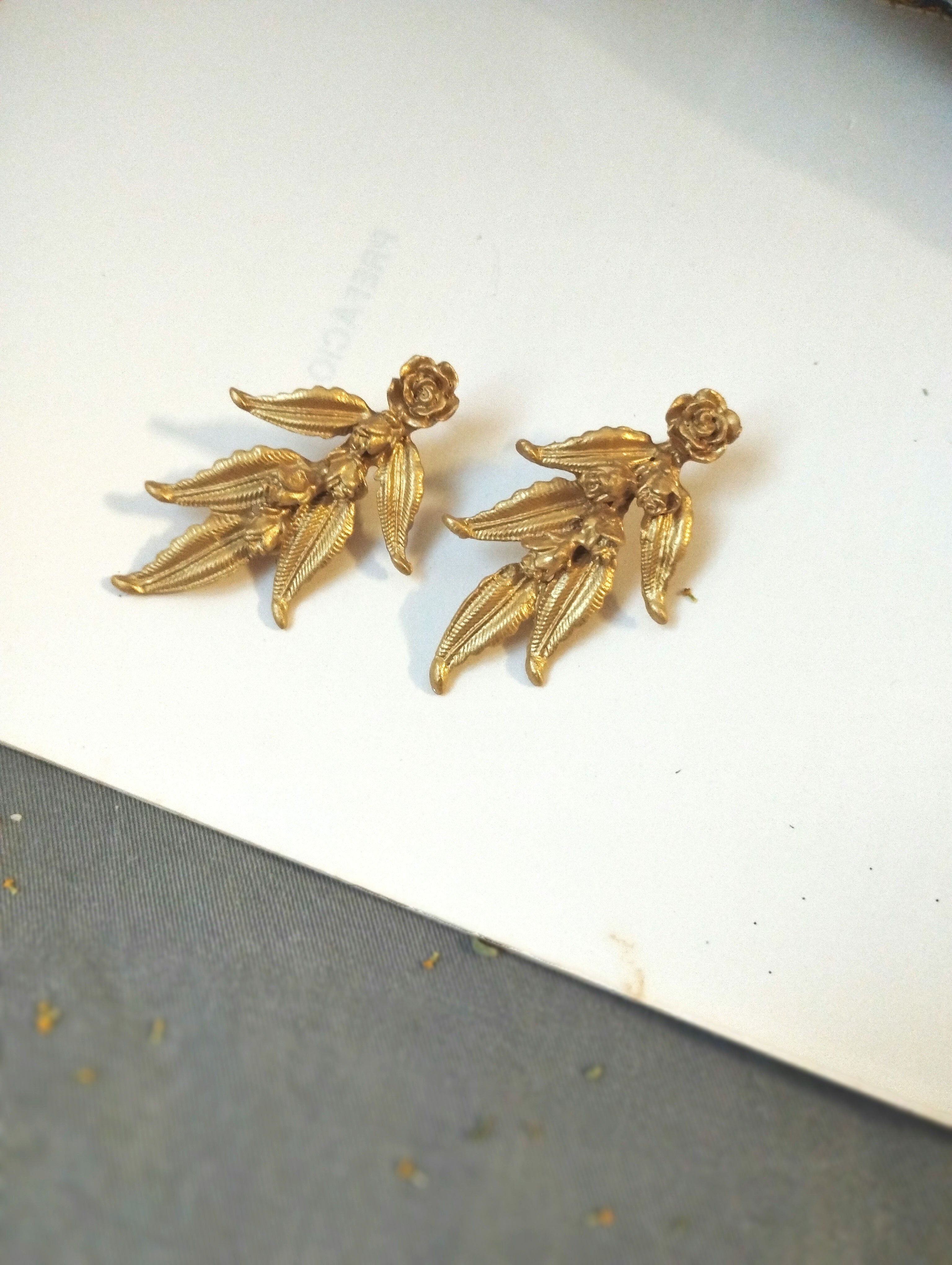 Pendientes Rohita
