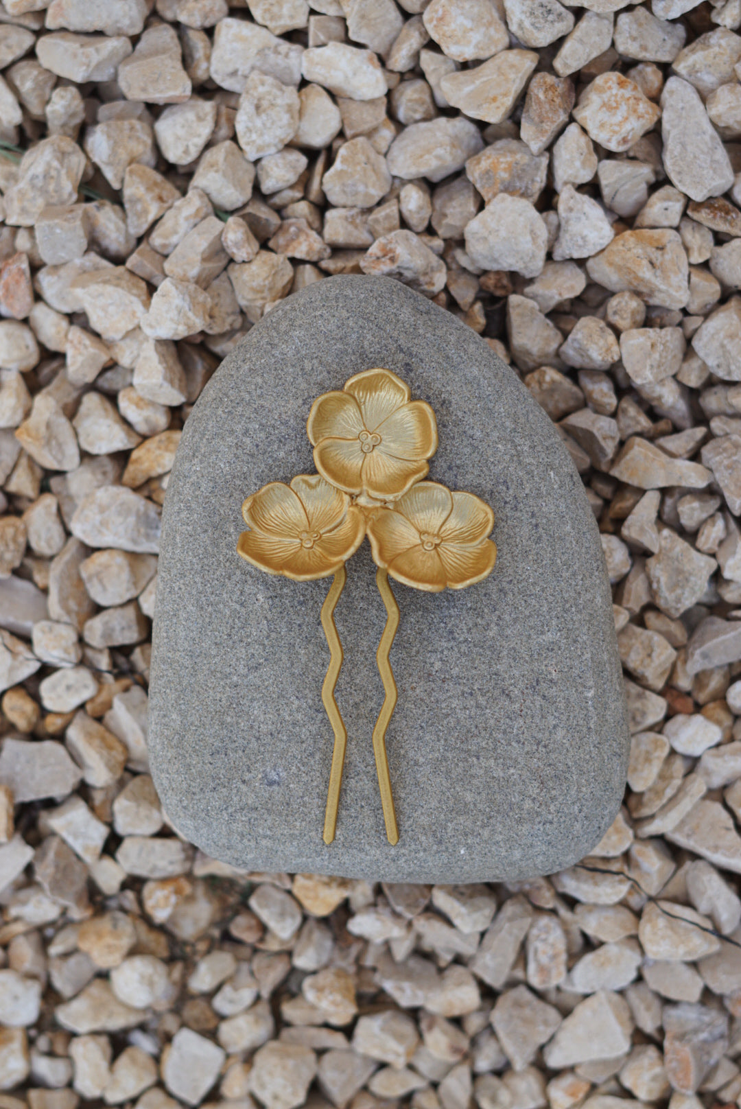 acessorio-de-cabelo-soleir-gancho-dourado